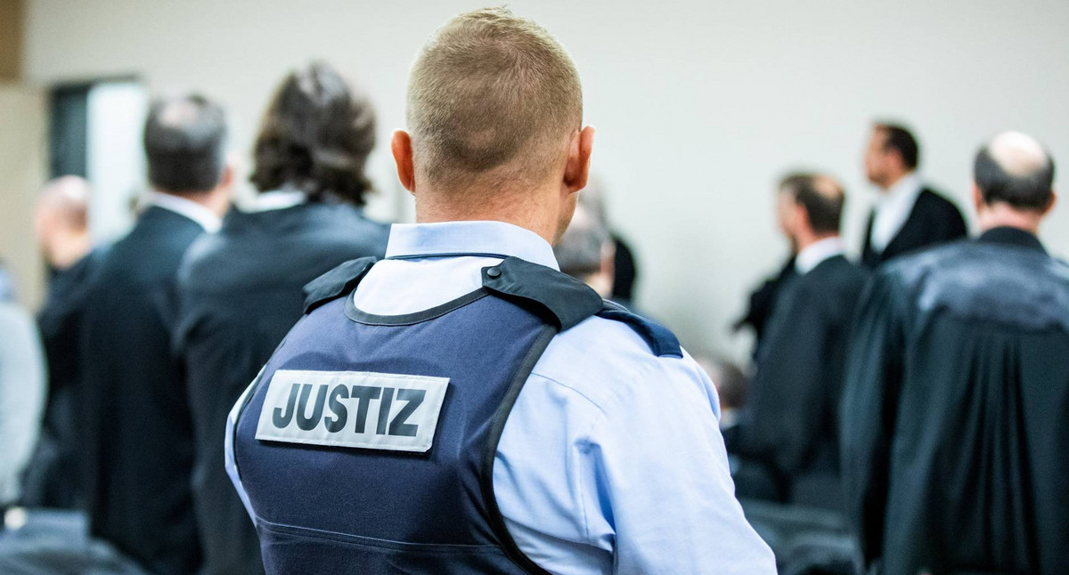 Justizwachtmeister