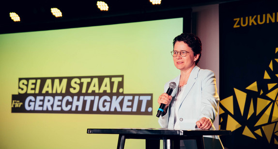 Bildnachweis: Wolfgang Kuhnle, Foto frei verwendbar): Ministerin der Justiz und für Migration Marion Gentges MdL