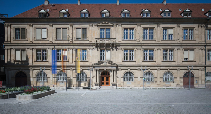 Gebäude des Ministeriums der Justiz und für Migration am Schillerplatz