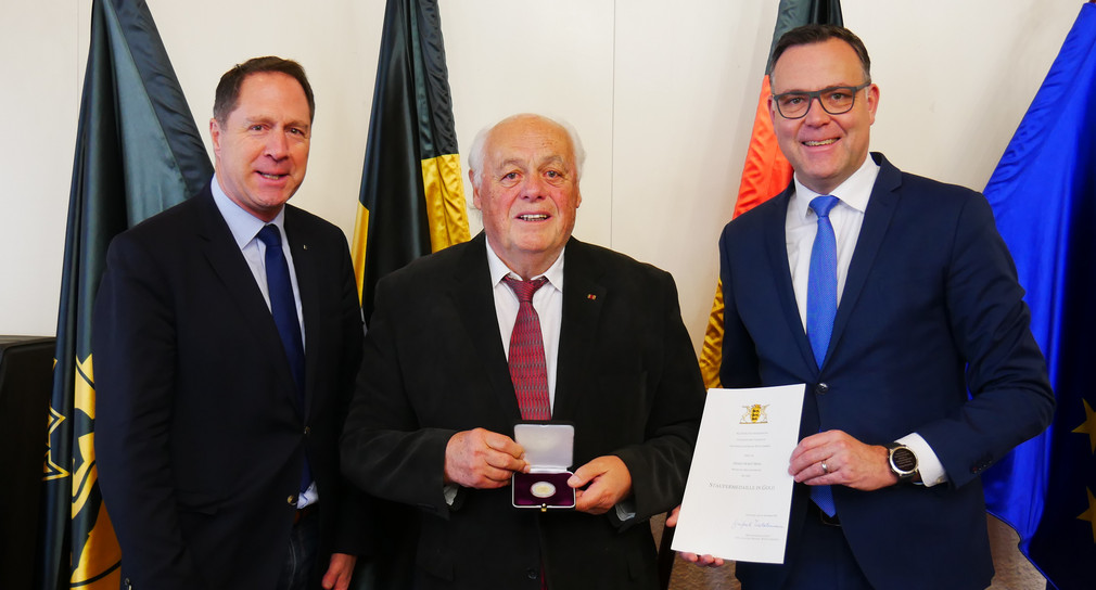  Verleihung der Staufermedaille in Gold an Dr. Horst Mehl