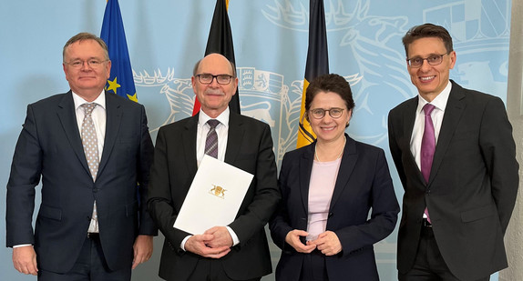 Ministerialdirektor Elmar Steinbacher, Präsident des Landgerichts Ulm Thomas Dörr, Ministerin der Justiz und für Migration Marion Gentges MdL, Präsident des Oberlandesgerichts Stuttgart Dr. Andreas Singer.